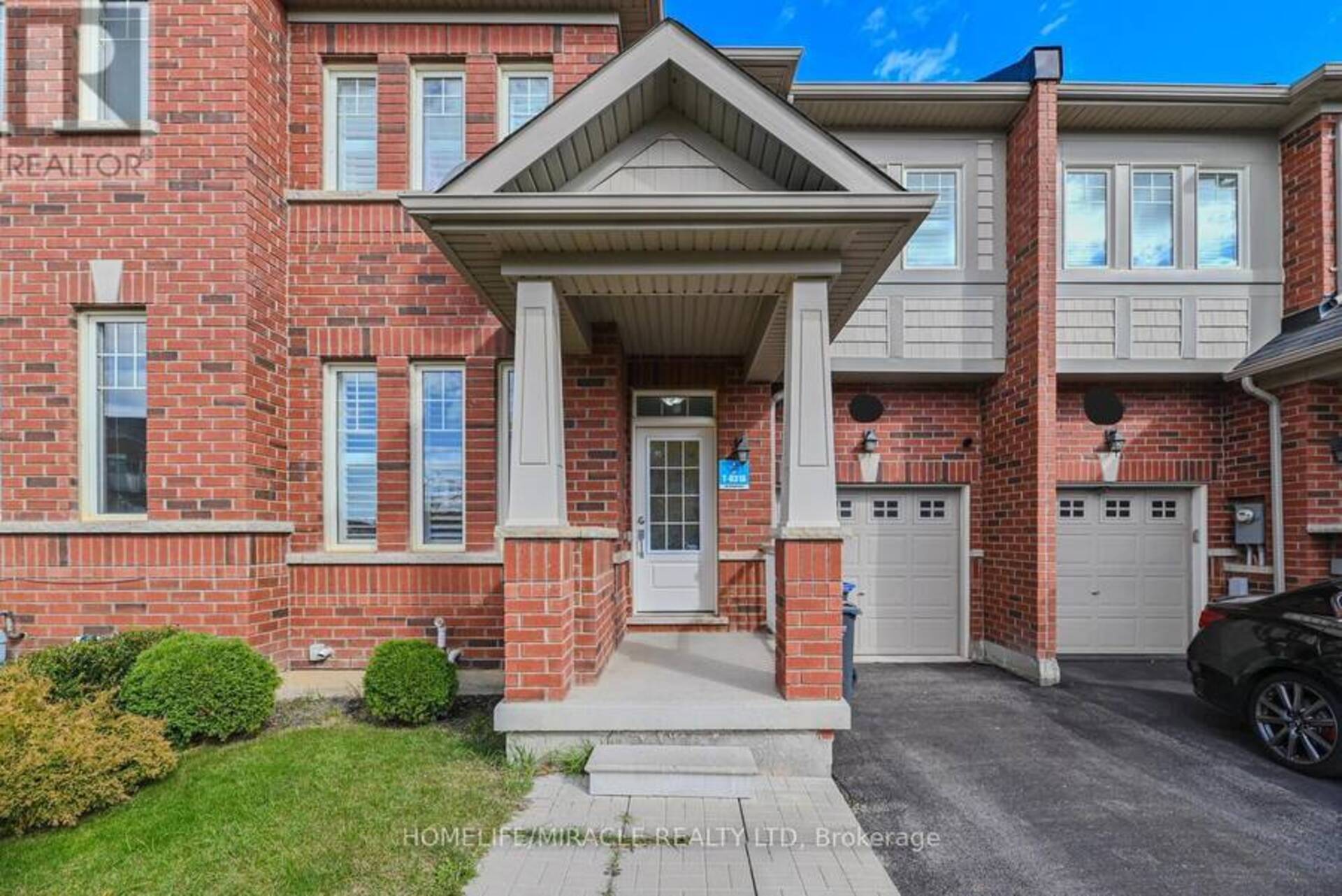 105 SKY HARBOUR DRIVE Brampton