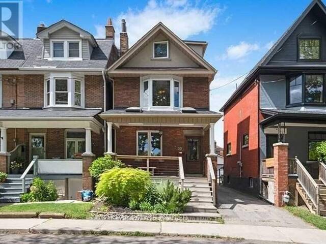 30 FERNBANK AVENUE Toronto Ontario