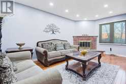 416 WINFIELD TERRACE Mississauga