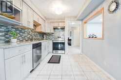 416 WINFIELD TERRACE Mississauga