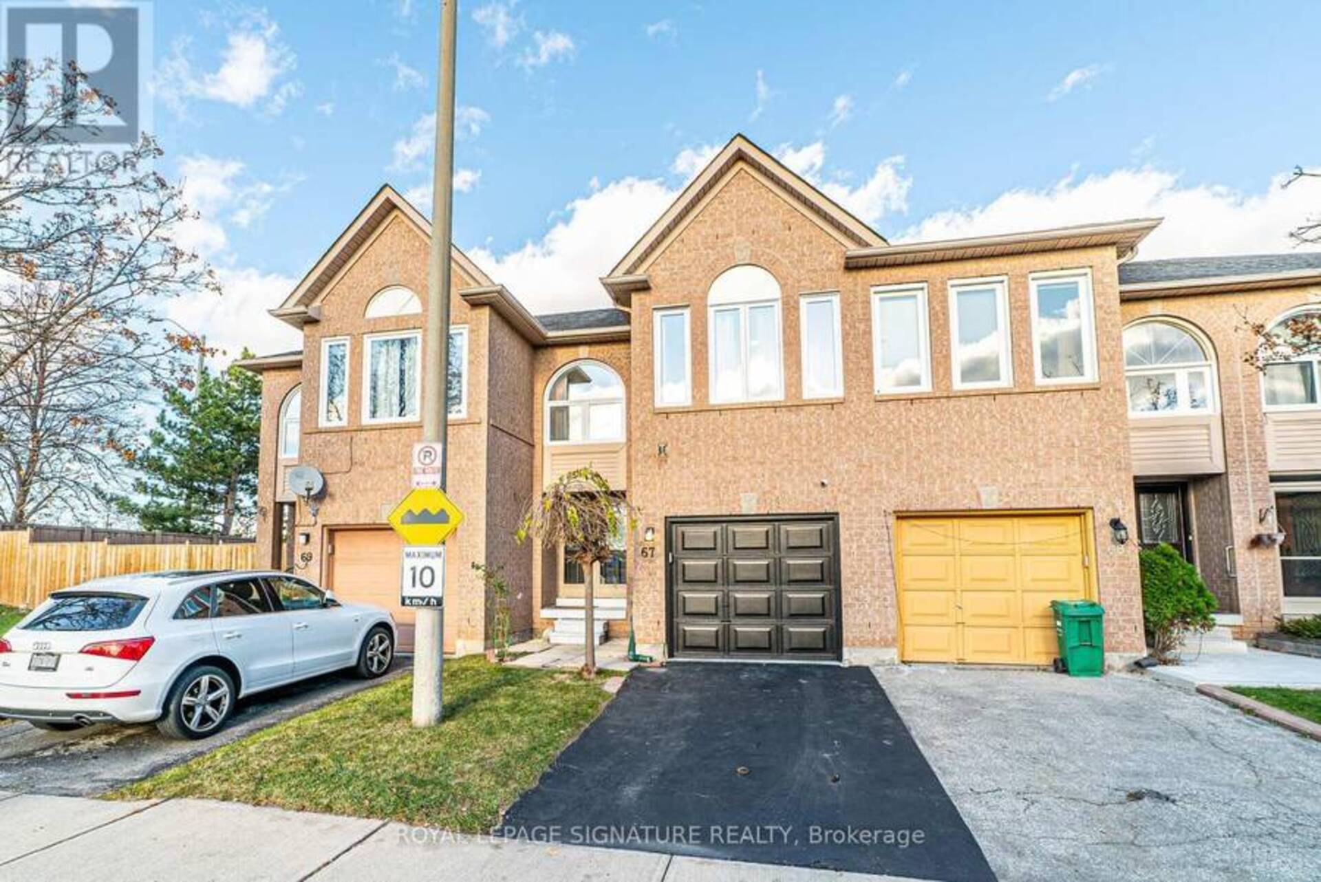 41 - 67 GOLDENLIGHT CIRCLE Brampton