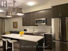 208 - 128 GROVEWOOD COMMON Oakville