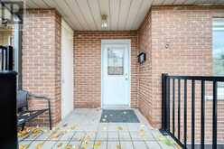 5 - 3175 KIRWIN AVENUE Mississauga