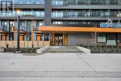 203N - 117 BROADWAY AVENUE Toronto