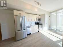 401 - 763 WOODBINE AVENUE Toronto