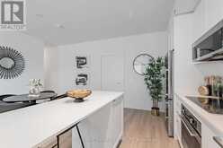 215 - 250 LAWRENCE AVENUE W Toronto