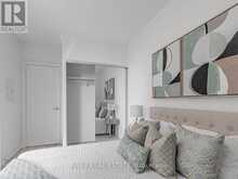 425 - 30 INN ON THE PARK DRIVE Toronto