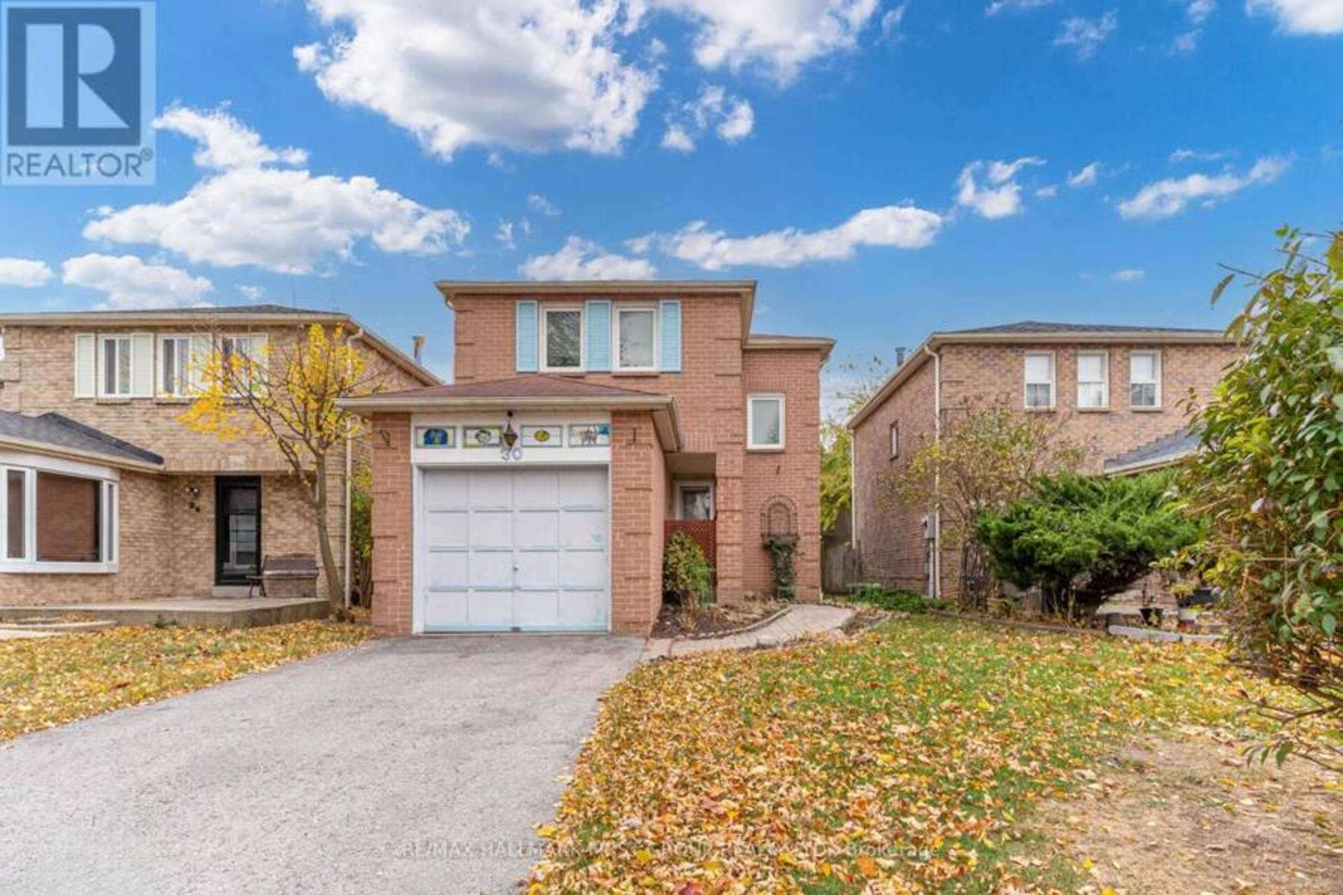 30 STOCKBRIDGE CRESCENT Ajax