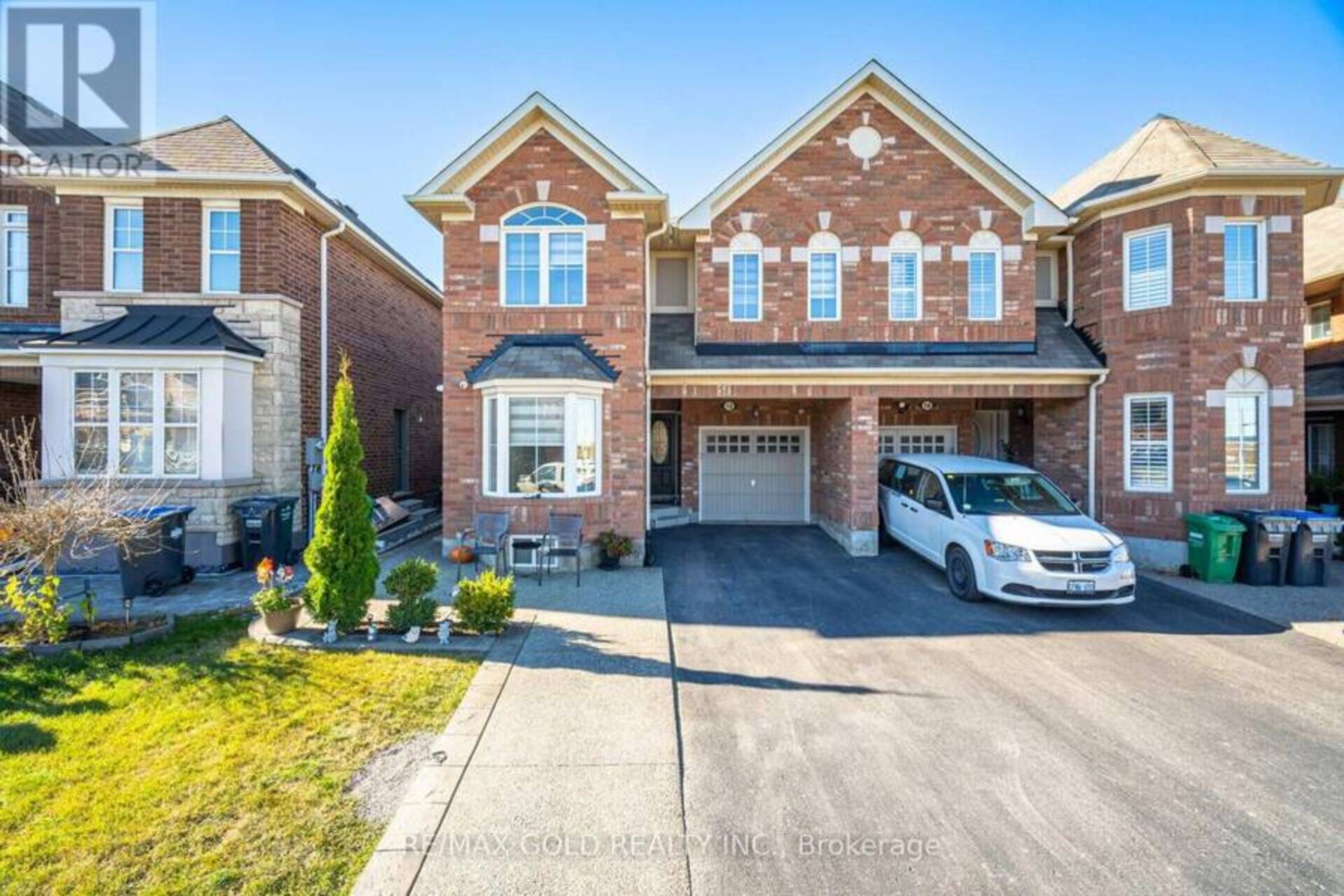 12 APPLE VALLEY WAY Brampton