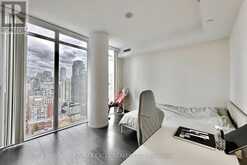 2403 - 75 ST NICHOLAS STREET Toronto