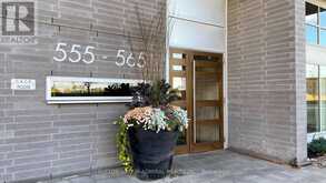 E807 - 555 WILSON AVENUE E Toronto