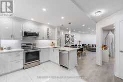 210 - 7440 BATHURST STREET Vaughan