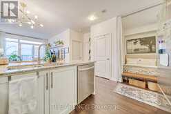 405 - 65 ONEIDA CRESCENT Richmond Hill