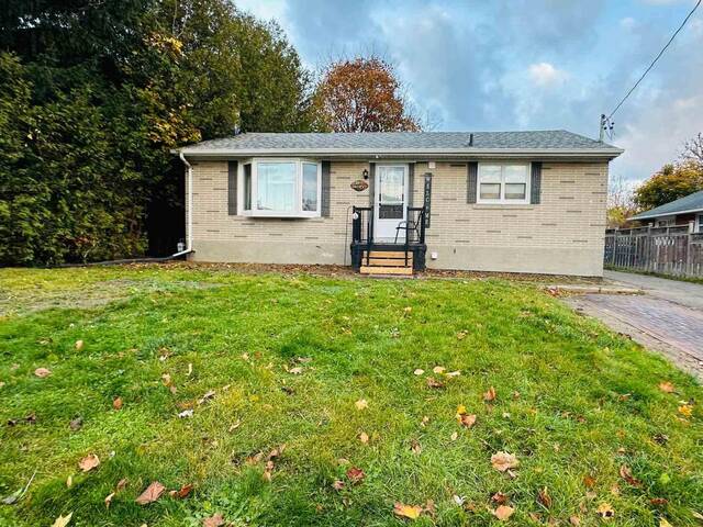 LOWER - 300 BANFF AVENUE Oshawa Ontario