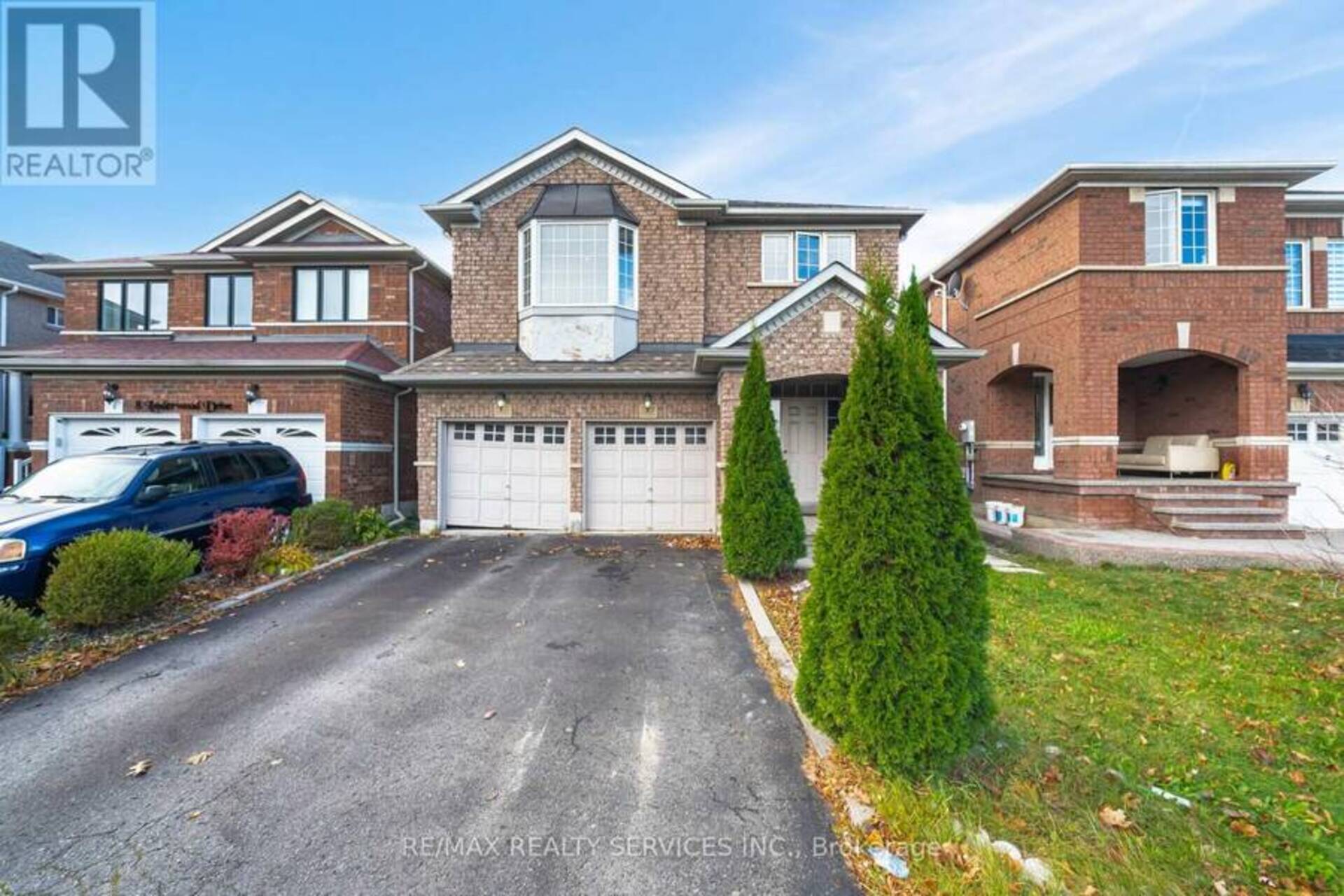 10 LINDERWOOD DRIVE Brampton