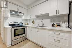 112 - 106 CHESTER LE BOULEVARD Toronto