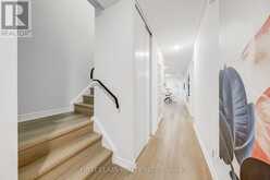 112 - 106 CHESTER LE BOULEVARD Toronto