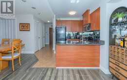 10H - 6 ROSEBANK DRIVE S Toronto