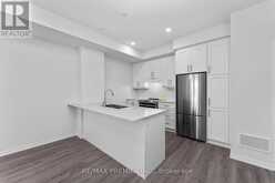 338 - 100 HONEYCRISP CRESCENT Vaughan