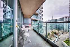 1005 - 231 FORT YORK BOULEVARD Toronto