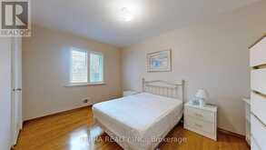 2 GARSIDE CRESCENT Toronto