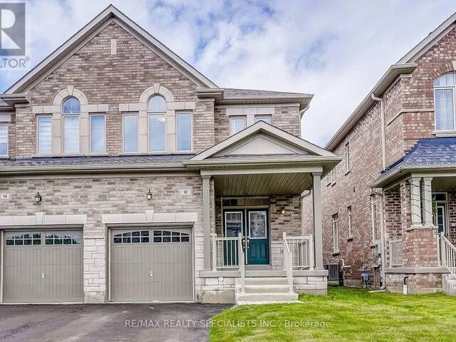 90 FERRAGINE CRESCENT Bradford/West Gwillimbury Ontario