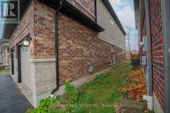 27 ELMBANK TRAIL Kitchener