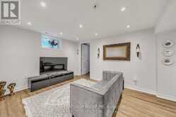 A - 73 WILSTEAD DRIVE Newmarket