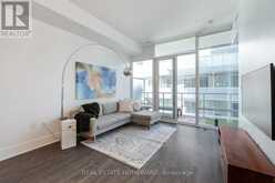 902 - 29 QUEENS QUAY E Toronto