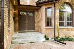 3 CREEKVIEW AVENUE Richmond Hill