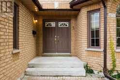 3 CREEKVIEW AVENUE Richmond Hill