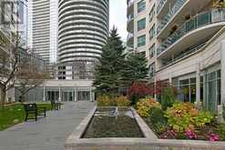 SPH22 - 600 QUEENS QUAY W Toronto