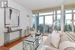 SPH22 - 600 QUEENS QUAY W Toronto