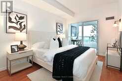 SPH22 - 600 QUEENS QUAY W Toronto