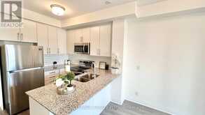 334 - 128 GROVEWOOD COMMON Oakville