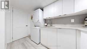 311 - 22 CLARISSA DRIVE Richmond Hill