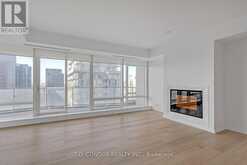 3203 - 180 UNIVERSITY AVENUE Toronto