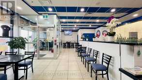 UNIT 3 - FISH AND CHIPS - 2550 VICTORIA PARK AVENUE W Toronto