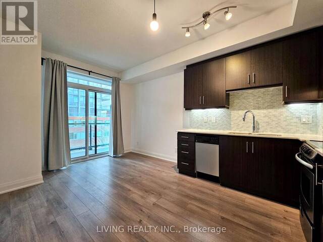 303 - 68 CANTERBURY PLACE Toronto Ontario