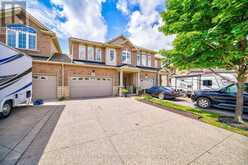 32 CEDARVILLE DRIVE Hamilton