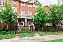 102 ROY GROVE WAY Markham