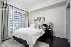 811 - 33 SHORE BREEZE DRIVE Toronto