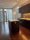 1032 - 39 QUEENS QUAY E Toronto