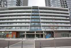 1604 - 30 UPPER MALL WAY Vaughan