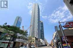 801 - 1 YORKVILLE AVENUE Toronto