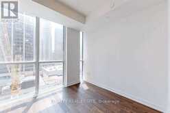 801 - 1 YORKVILLE AVENUE Toronto