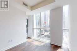 801 - 1 YORKVILLE AVENUE Toronto