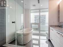 5701 - 2221 YONGE STREET Toronto