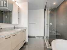 5701 - 2221 YONGE STREET Toronto