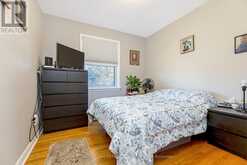 2 GRAY GATE Halton Hills